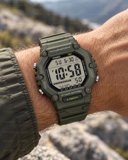 Grønn Casio digitalklokke for herre med lang batterilevetid i 49mm 