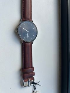 Daniel Wellington Classic Black St Mawes Silver 36mm DW00100142 Outlet (Returned/Pre-owned)