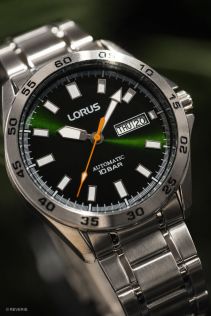 Lorus Mens Automatic Green Steel 43mm 