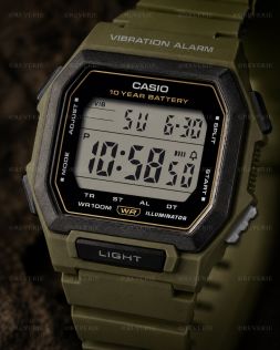 Grønn Casio digitalklokke med firkantet design og vibrasjonsalarm i 42mm