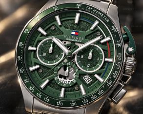 Tommy Hilfiger herreklokke i stål med grønn urskive og kronograf i 44mm