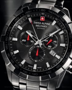 Swiss Alpine Military herrekronograf i stål med svart urskive og safirglass 46mm 