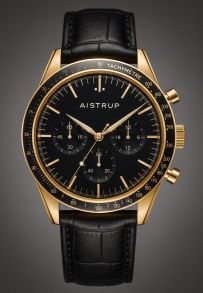 Aistrup AIW8701 Classic Sapphire Chronograph herreur med svart urskive og gulldetaljer | AIW8701