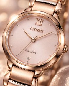 Roségullfarget Citizen dameklokke med solenergi, safirglass og diamant i 28mm 