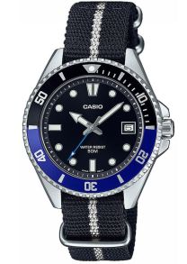 Casio Duro Mini dykkerklokke med aluminium bezel og NATO-reim | MDV-10C-1A2VEF
