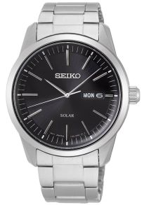 Svart urskive med stil - Seiko Solar Sapphire SNE527P1