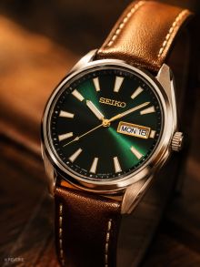 Seiko Mens Classic Green Leather 40mm 