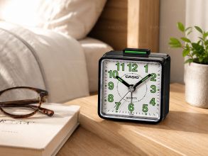 Casio vekkerklokke med pipalarm 57x57mm