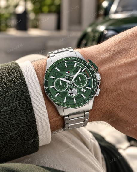 Tommy Hilfiger herreklokke i stål med grønn urskive og kronograf i 44mm