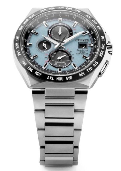 Citizen Eco-Drive radiostyrt verdenstidsur i supertitanium med H800 urverk | AT8238-84M