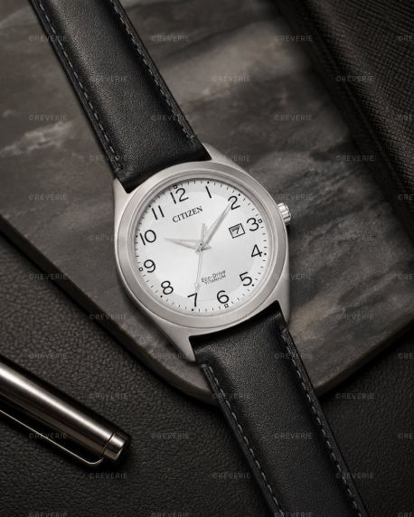 Citizen Eco-Drive herreklokke i titan med svart lærrem 41mm