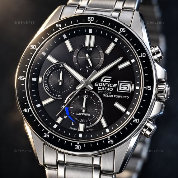 Casio Edifice herreklokke i stål med svart urskive, solenergi, kronograf og safirglass i 46mm