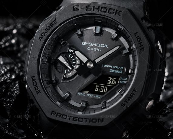 Solcelledrevet Casio G-SHOCK med Carbon Core Guard og 200M vannbestandighet 45mm