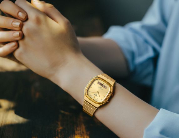 Casio Vintage AQ-240EG-9AEF